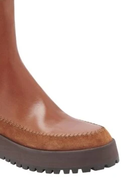 ULLA JOHNSON Jodie Chelsea Lug Sole - Sierra 8 ULLA JOHNSON Jodie Chelsea Lug Sole - Sierra -Chic Clothing Store FA231001 JODIECHELSEALUGSOLE SIERRA c