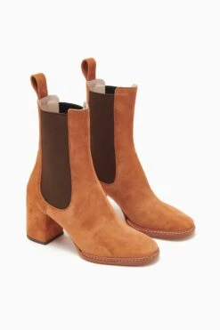ULLA JOHNSON Taryn Chelsea Boot - Sierra -Chic Clothing Store FA231022 CHELSEABOOT SIERRA d r web f6ca410b f2b7 4147 9b2e d27e24d4518e