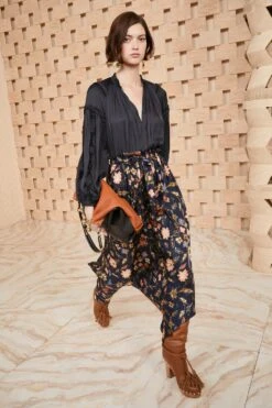 ULLA JOHNSON Maeve Blouse - Noir -Chic Clothing Store SHOT 105 0154 ULLA JOHNSON MAEVE BLOUSE NOIR UJ990237 view 1