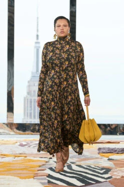 ULLA JOHNSON Fernanda Dress - Maple -Chic Clothing Store UJ AW23 27 Filippo 41a69ea6 cd69 44d6 8f93 a6bcf8234f48