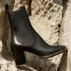 ULLA JOHNSON Taryn Chelsea Boot - Noir -Chic Clothing Store UJ AW23 Alts L1 11 WEB