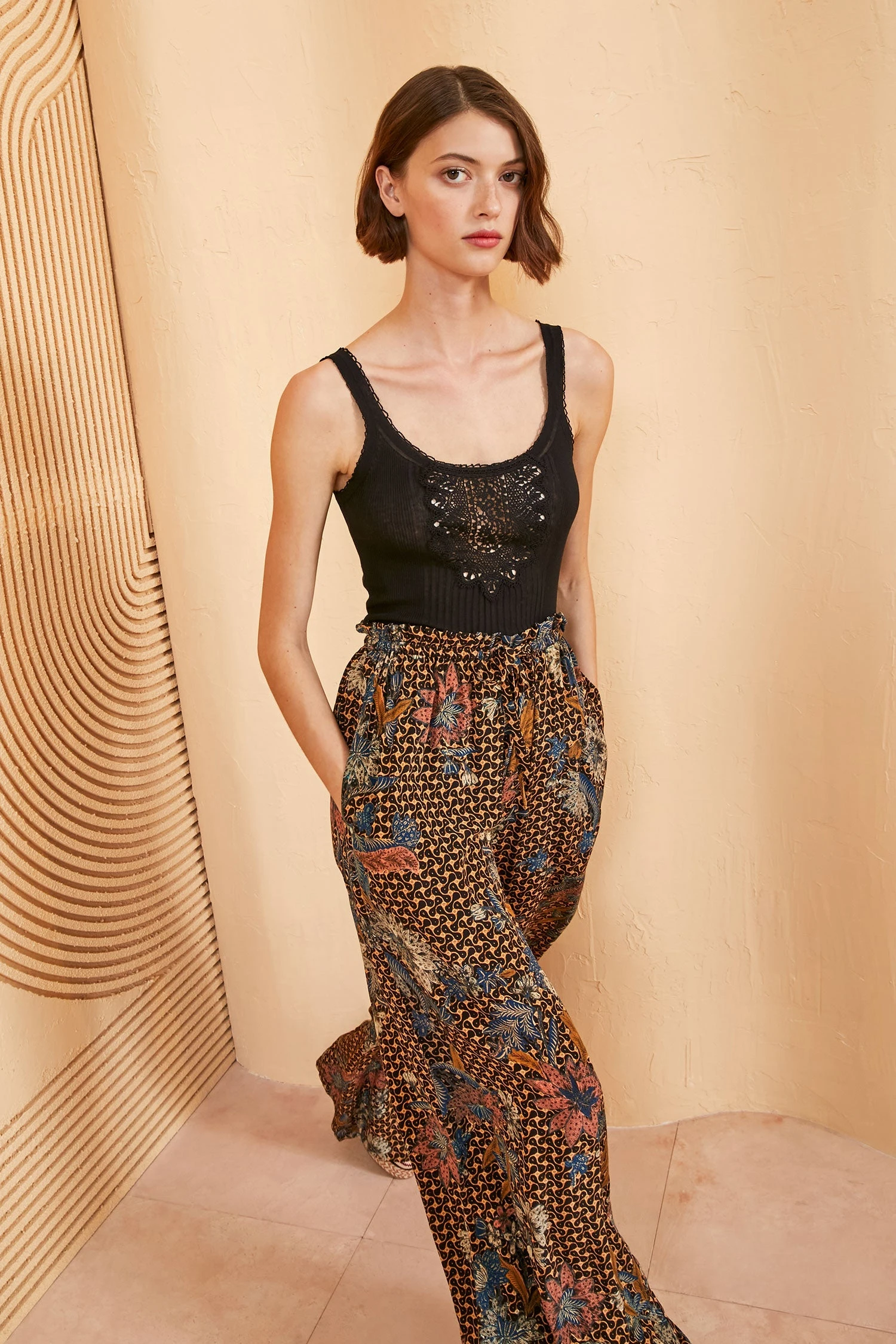 ULLA JOHNSON Ameline Tank - Noir 3 ULLA JOHNSON Ameline Tank - Noir