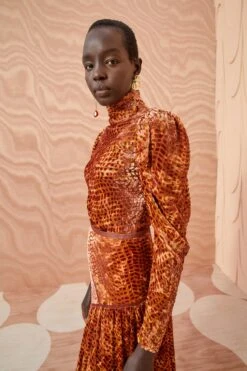 ULLA JOHNSON Althea Turtleneck - Sienna 11 ULLA JOHNSON Althea Turtleneck - Sienna -Chic Clothing Store ULLA JOHNSON Althea Turtleneck SIENNA 0137