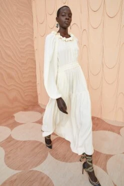 ULLA JOHNSON Annalisa Dress - Pristine 9 ULLA JOHNSON Annalisa Dress - Pristine -Chic Clothing Store ULLA JOHNSON Annalisa Dress PRISTINE RESHOOT FROM DAY 3 03