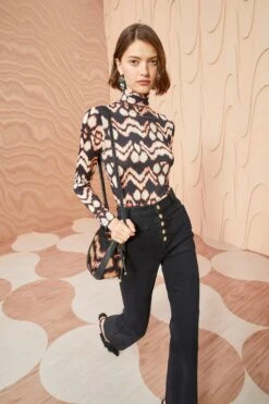 ULLA JOHNSON Aurelia Turtleneck - Obsidian -Chic Clothing Store ULLA JOHNSON Aurelia Turtleneck OBSIDIAN 01 MAIN