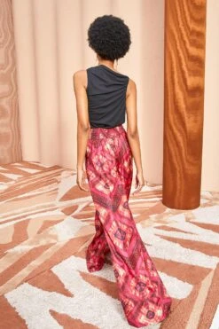 ULLA JOHNSON Clemence Pants - Wild Rose 9 ULLA JOHNSON Clemence Pants - Wild Rose -Chic Clothing Store ULLA JOHNSON Clemence Pants WILD ROSE 03