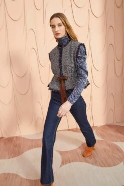 ULLA JOHNSON Clyde Vest - Graphite 10 ULLA JOHNSON Clyde Vest - Graphite -Chic Clothing Store ULLA JOHNSON Clyde Vest GRAPHITE 0097