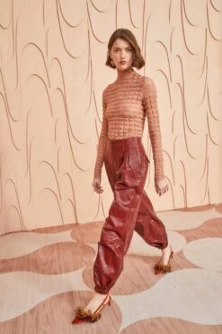 ULLA JOHNSON Cyrus Pant - Mahogany 12 ULLA JOHNSON Cyrus Pant - Mahogany -Chic Clothing Store ULLA JOHNSON Cyrus Pant MAHOGANY 0083