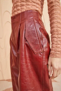 ULLA JOHNSON Cyrus Pant - Mahogany 10 ULLA JOHNSON Cyrus Pant - Mahogany -Chic Clothing Store ULLA JOHNSON Cyrus Pant MAHOGANY 02 ALT