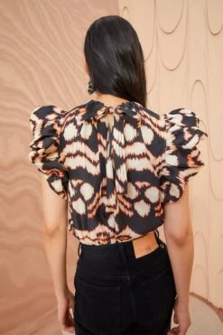 ULLA JOHNSON Iren Top - Obsidian 11 ULLA JOHNSON Iren Top - Obsidian -Chic Clothing Store ULLA JOHNSON Iren Top OBSIDIAN 05