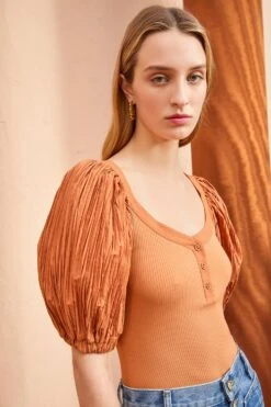 ULLA JOHNSON Marika Top - Chestnut -Chic Clothing Store ULLA JOHNSON Marika Top CHESTNUT 03