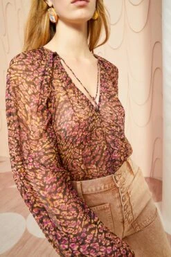 ULLA JOHNSON Pauline Blouse - Pomegranate -Chic Clothing Store ULLA JOHNSON Pauline Blouse POMEGRANATE 02 ALT